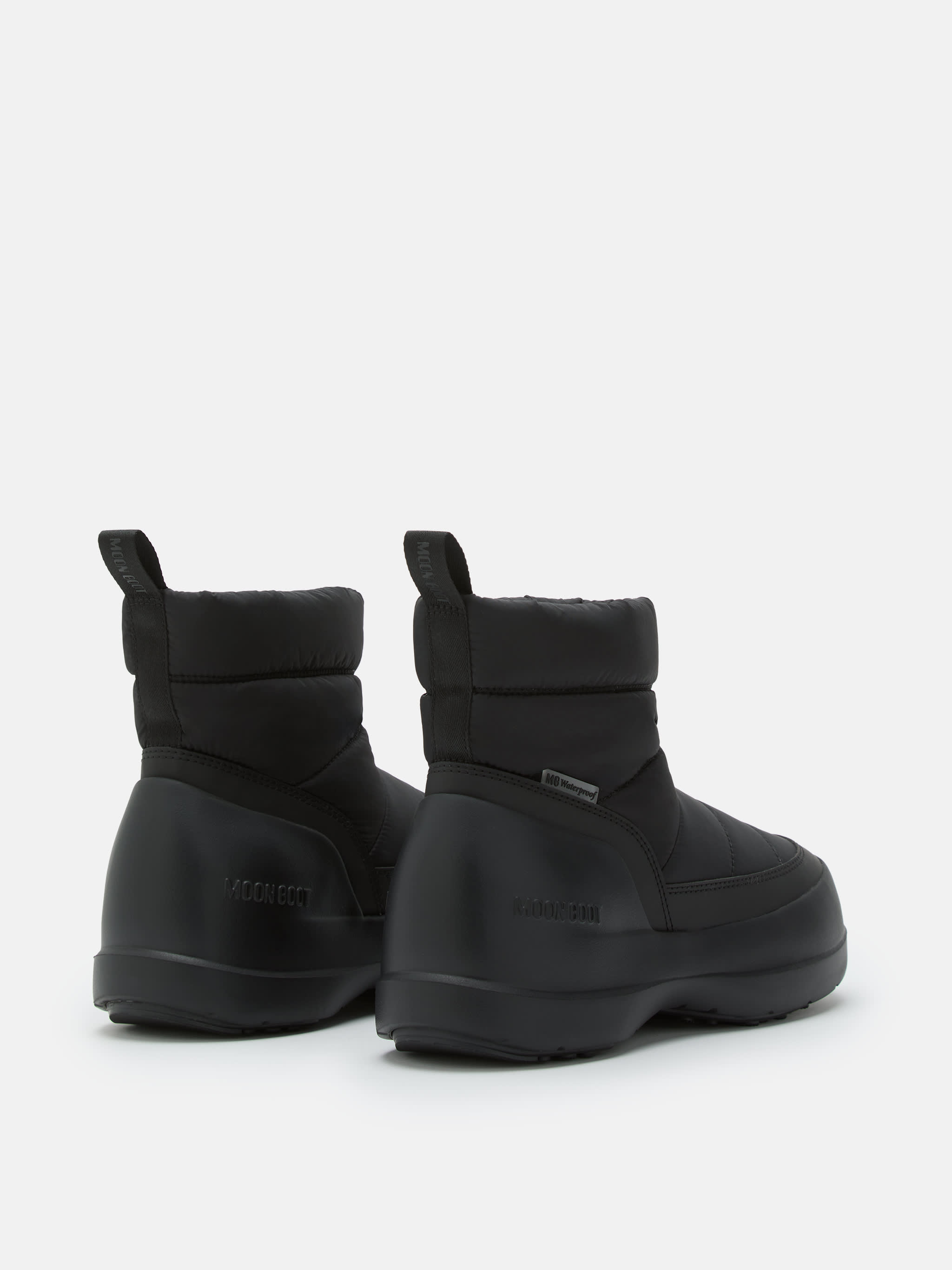 MEZZALUNA PUFFY BLACK BOOTS
